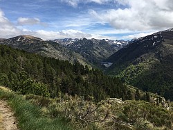 ETANG DE LAPARAN ET MASSIF DES PYRENNEES - BEILLE